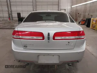2012 Lincoln MKZ with VIN 3LNHL2GC6CR814031, listed as a IAAI auction lot 41864733 with 194,428 mi miles. Bid and sale history available at carsss.com. Image 17.