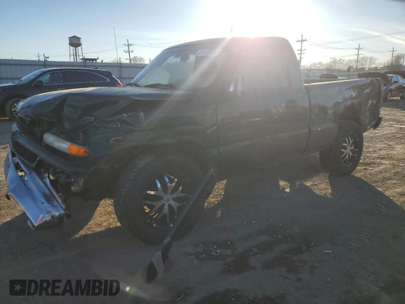 2002 Chevrolet Silverado 1500 LS with VIN 1GCEK14T42Z347338, listed as a Copart auction lot 87610705 with 298,775 mi miles and Salvage Title. Bid and sale history available at carsss.com. Image 1.