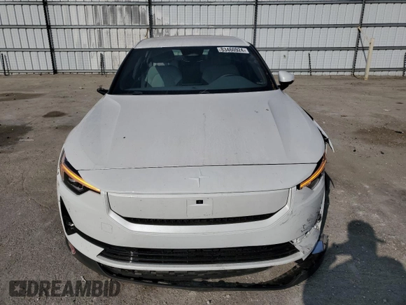 2024 Polestar 2 z VIN YSMFE3KA5RL237277, wystawiony jako Copart lot #83460924 z przebiegiem 4121 mil mil oraz Szkody całkowita. Historia ofert i sprzedaży dostępna na DreamBid. Obrazek 5.