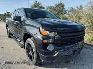2022 Chevrolet Silverado 1500 Custom with VIN 1GCPABEK7NZ633597, listed as a Copart auction lot 42431625 with 31,487 mi miles and Salvage Title. Bid and sale history available at DreamBid. Image 1.