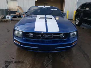 2006 Ford Mustang Standard with VIN 1ZVFT80N065228777, listed as a Copart auction lot 42542475 with 183,337 mi miles and Salvage Title. Bid and sale history available at carsss.com. Image 5.