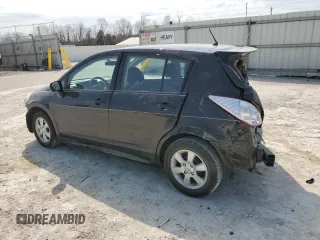 2011 Nissan Versa SL z VIN 3N1BC1CP8BL405823, wystawiony jako Copart lot #49011985 z przebiegiem 116 060 mil mil oraz Szkoda całkowita • Salvage title. Historia ofert i sprzedaży dostępna na DreamBid. Obrazek 2.