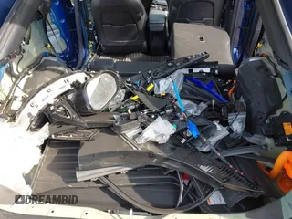 2022 Kia EV6 Wind z VIN KNDC3DLCXN5068642, wystawiony jako IAAI lot #41774075 z przebiegiem 17 632 mil mil oraz . Historia ofert i sprzedaży dostępna na DreamBid. Obrazek 21.