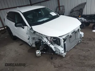 2023 Toyota RAV4 LE z VIN 2T3H1RFV7PC235963, wystawiony jako IAAI lot #41299366 z przebiegiem 19 229 mil mil oraz . Historia ofert i sprzedaży dostępna na DreamBid. Obrazek 1.