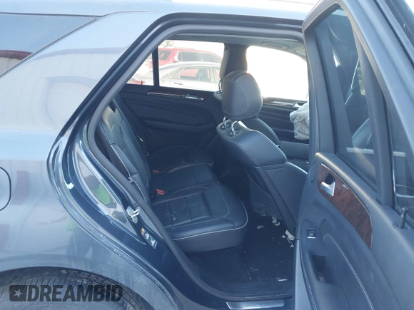2014 Mercedes-Benz M 350 with VIN 4JGDA5HB8EA274738, listed as a IAAI auction lot 41429063 with Not Provided miles and . Bid and sale history available at carsss.com. Image 8.
