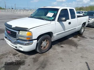 2003 GMC Sierra 1500 SLE z VIN 2GTEC19T431349106, wystawiony jako IAAI lot #41806559 z przebiegiem 318 607 mil mil oraz . Historia ofert i sprzedaży dostępna na DreamBid. Obrazek 2.