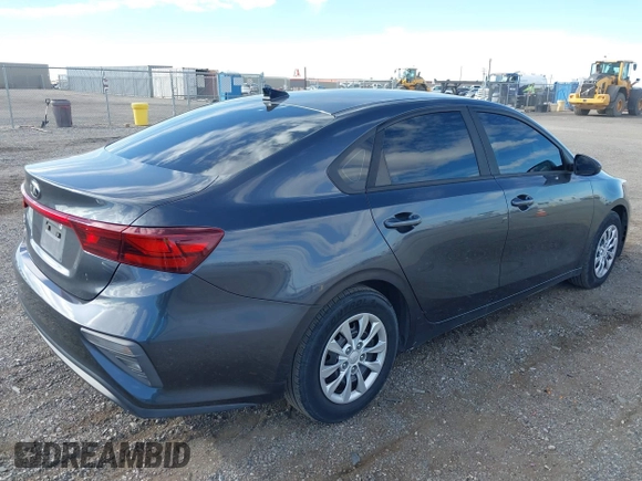 2019 Kia Forte LXS with VIN 3KPF24AD5KE062887, listed as a IAAI auction lot 41627225 with 118,119 mi miles. Bid and sale history available at carsss.com. Image 4.