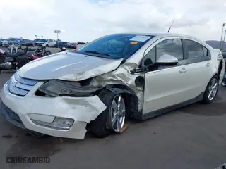 2013 Chevrolet Volt with VIN 1G1RB6E4XDU144257, listed as a IAAI auction lot 41958177 with 1 mi miles. Bid and sale history available at carsss.com. Image 6.