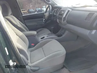 2009 Toyota Tacoma with VIN 5TEUU42N99Z649654, listed as a IAAI auction lot 41796246 with 229,052 mi miles. Bid and sale history available at carsss.com. Image 5.