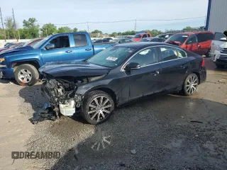 2014 Volvo S60 T5 z VIN YV1612FS3E1296106, wystawiony jako Copart lot #56178605 z przebiegiem 134 334 mil mil oraz Nie do naprawy • Non repairable. Historia ofert i sprzedaży dostępna na DreamBid. Obrazek 1.