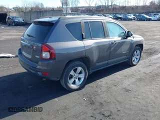 2017 Jeep Compass High Altitude with VIN 1C4NJDEB1HD111889, listed as a IAAI auction lot 41509294 with 104,038 mi miles. Bid and sale history available at carsss.com. Image 4.