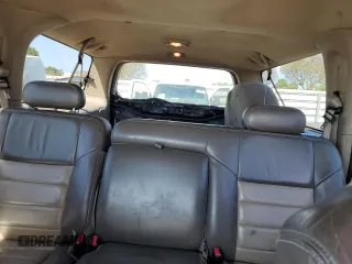 2004 Ford Excursion Eddie Bauer with VIN 1FMSU45P74EA29932, listed as a Copart auction lot 53301295 with 171,263 mi miles and Clean Title. Bid and sale history available at DreamBid. Image 10.