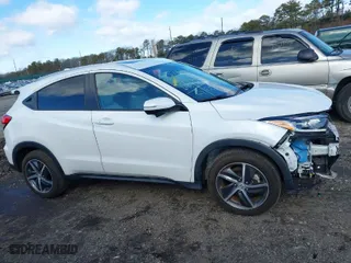 2022 Honda HR-V EX with VIN 3CZRU6H58NM722653, listed as a IAAI auction lot 41577169 with 9,648 mi miles. Bid and sale history available at carsss.com. Image 14.