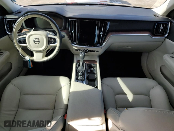 2021 Volvo S60 Momentum with VIN 7JR102TZXMG123619, listed as a Copart auction lot 89405775 with 35,316 mi miles and Salvage title. Bid and sale history available at DreamBid. Image 8.
