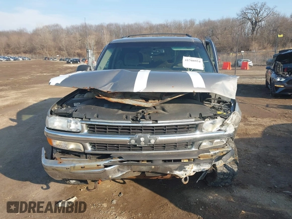 2003 Chevrolet Tahoe LS with VIN 1GNEK13V03J154985, listed as a IAAI auction lot 41708954 with 203,826 mi miles and . Bid and sale history available at DreamBid. Image 12.