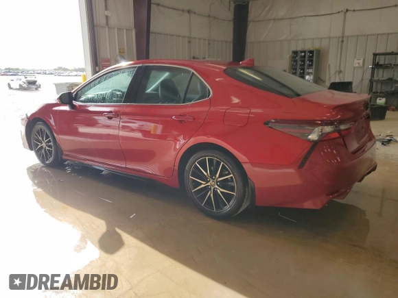 2022 Toyota Camry SE with VIN 4T1G11AK4NU070761, listed as a Copart auction lot 50197125 with 32,658 mi miles and Clean Title. Bid and sale history available at DreamBid. Image 2.