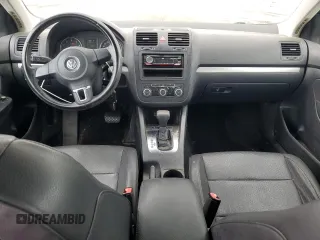 2010 Volkswagen Jetta Limited Edition с VIN 3VWAX7AJ2AM152809, выставлен на аукционе Copart как лот 60998965 с пробегом 199 797 миль миль и Чистый • Clean title. История ставок и продаж доступна на DreamBid. Изображение 8.