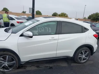 2022 Honda HR-V EX with VIN 3CZRU6H57NM750850, listed as a IAAI auction lot 41510278 with 38,814 mi miles. Bid and sale history available at carsss.com. Image 15.