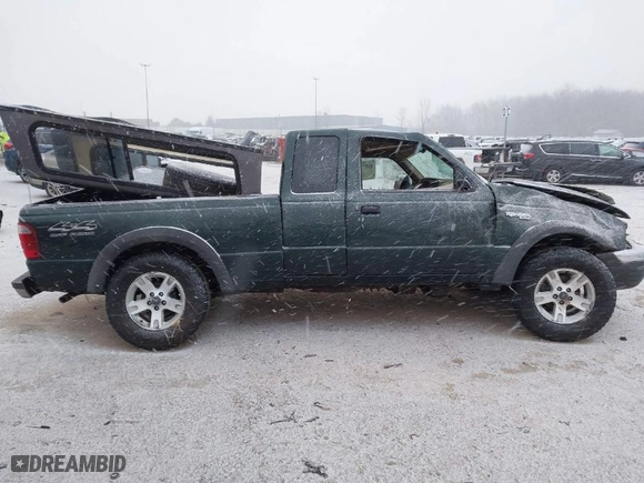 2002 Ford Ranger XL Fleet with VIN 1FTZR45E52PA21624, listed as a IAAI auction lot 41077157 with 167,166 mi miles. Bid and sale history available at carsss.com. Image 13.