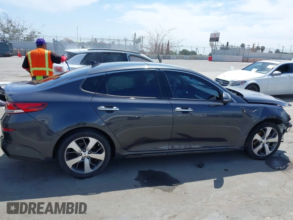 2019 Kia Optima LX with VIN 5XXGT4L39KG290775, listed as a IAAI auction lot 42034654 with 79,442 mi miles. Bid and sale history available at carsss.com. Image 13.