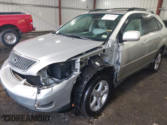 2005 Lexus RX 330 with VIN 2T2HA31U35C085203, listed as a IAAI auction lot 41922650 with 193,813 mi miles. Bid and sale history available at carsss.com. Image 6.