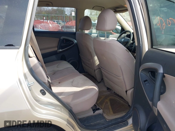 2008 Toyota RAV4 with VIN JTMBD33V685207304, listed as a IAAI auction lot 42077911 with 246,172 mi miles. Bid and sale history available at carsss.com. Image 8.