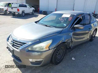 2015 Nissan Altima 2.5 SV with VIN 1N4AL3AP5FC484561, listed as a IAAI auction lot 41469626 with 150,509 mi miles. Bid and sale history available at carsss.com. Image 6.