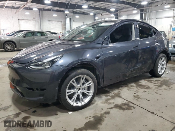 2024 Tesla Model Y Long Range with VIN 7SAYGDEE6RA253946, listed as a Copart auction lot 46699445 with 6,008 mi miles and Salvage Title. Bid and sale history available at DreamBid. Image 1.