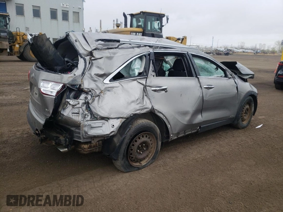 2016 Kia Sorento LX z VIN 5XYPGDA55GG078533, wystawiony jako Copart lot #56159755 z przebiegiem Nie podano mil oraz Nie do naprawy • Non repairable. Historia ofert i sprzedaży dostępna na DreamBid. Obrazek 3.