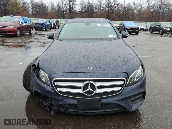 2019 Mercedes-Benz E-Class E 300 with VIN WDDZF4KB9KA582176, listed as a Copart auction lot 48872375 with 0 mi miles and Salvage Title. Bid and sale history available at carsss.com. Image 5.