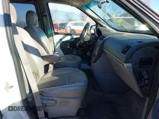 2007 Chevrolet Uplander LT w/1LT with VIN 1GNDV33W77D206642, listed as a IAAI auction lot 41305841 with 186,922 mi miles. Bid and sale history available at carsss.com. Image 5.