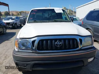 2001 Toyota Tacoma PreRunner z VIN 5TEGN92N91Z852586, wystawiony jako IAAI lot #42299321 z przebiegiem 233 111 mil mil oraz . Historia ofert i sprzedaży dostępna na DreamBid. Obrazek 12.