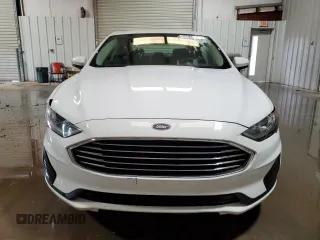 2020 Ford Fusion SE with VIN 3FA6P0T93LR256756, listed as a Copart auction lot 60618975 with 60,416 mi miles and Clean title. Bid and sale history available at DreamBid. Image 5.