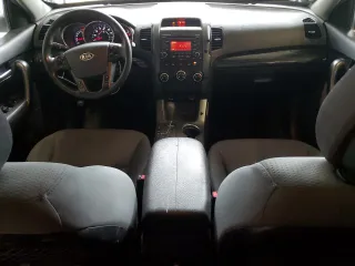 2013 Kia Sorento LX with VIN 5XYKTDA23DG420701, listed as a Copart auction lot 63235625 with 180,322 mi miles and Salvage title. Bid and sale history available at DreamBid. Image 8.