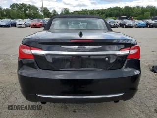 2013 Chrysler 200 Touring z VIN 1C3BCBEG3DN508705, wystawiony jako Copart lot #58216515 z przebiegiem 83 154 mil mil oraz Tytuł czysty. Historia ofert i sprzedaży dostępna na DreamBid. Obrazek 6.