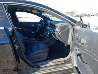 2014 Mercedes-Benz CLA-Class CLA 250 with VIN WDDSJ4GB9EN113210, listed as a IAAI auction lot 41331044 with 95,269 mi miles. Bid and sale history available at carsss.com. Image 5.