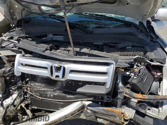 2007 Honda Pilot LX with VIN 5FNYF18117B010892, listed as a Copart auction lot 56334945 with Not provided miles and Salvage title. Bid and sale history available at DreamBid. Image 12.