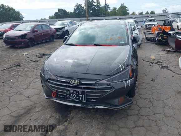 2020 Hyundai Elantra Value Edition z VIN 5NPD84LF5LH601655, wystawiony jako IAAI lot #40469963 z przebiegiem 58 932 mil mil oraz . Historia ofert i sprzedaży dostępna na DreamBid. Obrazek 12.