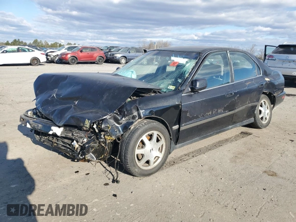 1997 Honda Accord LX with VIN 1HGCD5636VA053840, listed as a Copart auction lot 47129895 with 192,704 mi miles and Salvage Title. Bid and sale history available at carsss.com. Image 1.