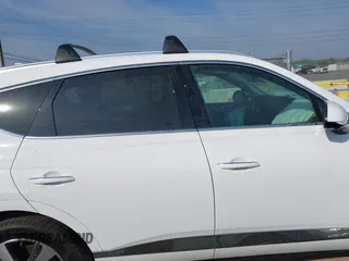 2024 Genesis GV80 z VIN KMUHCESC6RU160904, wystawiony jako IAAI lot #40675389 z przebiegiem 6 984 mil mil oraz . Historia ofert i sprzedaży dostępna na DreamBid. Obrazek 14.