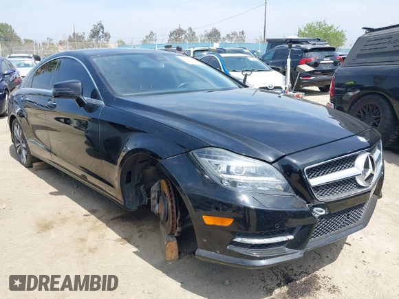 2013 Mercedes-Benz CLS 550 z VIN WDDLJ7DB2DA061788, wystawiony jako IAAI lot #42024922 z przebiegiem 87 231 mil mil oraz . Historia ofert i sprzedaży dostępna na DreamBid. Obrazek 1.