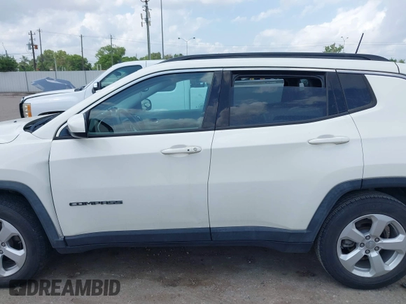 2018 Jeep Compass Altitude with VIN 3C4NJCBB7JT368604, listed as a IAAI auction lot 42092656 with 25,653 mi miles and . Bid and sale history available at DreamBid. Image 15.