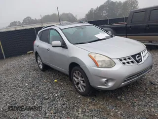 2011 Nissan Rogue SV with VIN JN8AS5MT5BW561525, listed as a IAAI auction lot 41940493 with 246,442 mi miles. Bid and sale history available at carsss.com. Image 1.