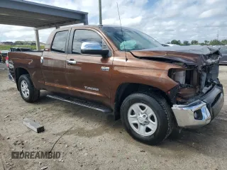 2017 Toyota Tundra SR5 z VIN 5TFRW5F11HX217532, wystawiony jako Copart lot #46910165 z przebiegiem 95 097 mil mil oraz Szkoda całkowita • Salvage title. Historia ofert i sprzedaży dostępna na DreamBid. Obrazek 4.
