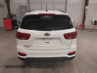 2019 Kia Sorento LX V6 with VIN 5XYPG4A57KG601463, listed as a IAAI auction lot 41358620 with 105,948 mi miles. Bid and sale history available at carsss.com. Image 17.