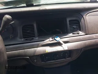 2011 Ford Police Interceptor с VIN 2FABP7BV2BX122309, выставлен на аукционе IAAI как лот 42442289 с пробегом Не указан миль и . История ставок и продаж доступна на DreamBid. Изображение 11.