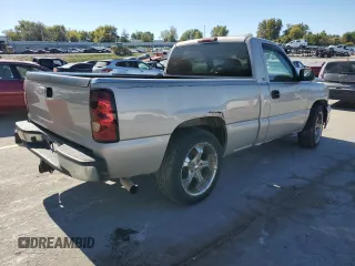2004 Chevrolet Silverado 1500 LS with VIN 1GCEC14T54Z253372, listed as a Copart auction lot 75456634 with 271,025 mi miles and Salvage Title. Bid and sale history available at carsss.com. Image 3.