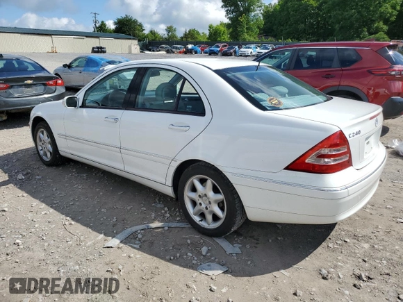 2001 Mercedes-Benz C 230/260/280/320 z VIN WDBRF61JX1F055147, wystawiony jako Copart lot #56381645 z przebiegiem 135 866 mil mil oraz Szkoda całkowita • Salvage title. Historia ofert i sprzedaży dostępna na DreamBid. Obrazek 2.