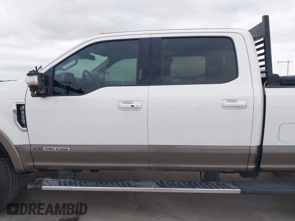2018 Ford Super Duty F-250 SRW XL with VIN 1FT7W2BT3JEC06479, listed as a IAAI auction lot 40754929 with 153,387 mi miles. Bid and sale history available at carsss.com. Image 14.