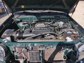 2000 Toyota Tundra SR5 with VIN 5TBBT4417YS114749, listed as a Copart auction lot 52582605 with 158,155 mi miles and Salvage Title. Bid and sale history available at DreamBid. Image 11.